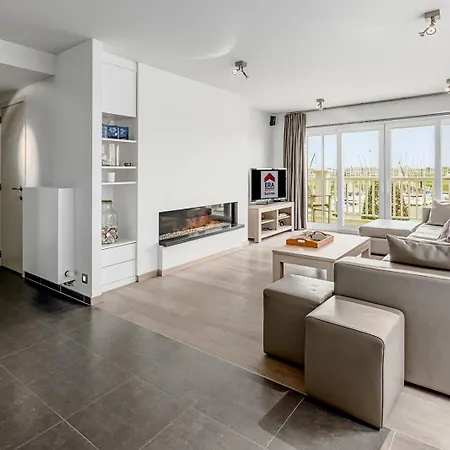 Appartement Newport Bay 0102 P200 *